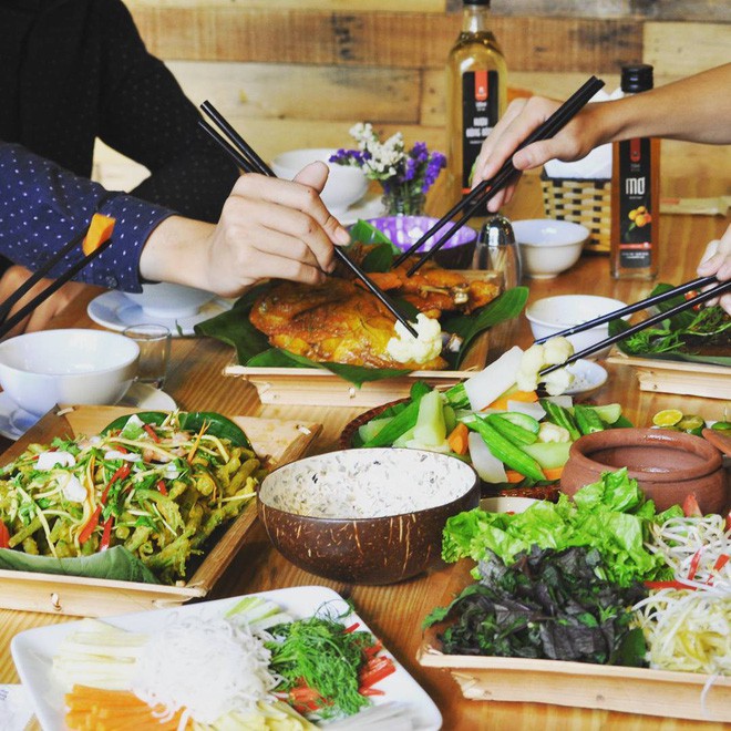 6 quán ăn phù hợp để nhóm đông người tụ tập trong ngày lạnh ở Hà Nội - Ảnh 15.
