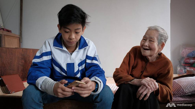  Ở tuổi 97, cụ bà này được phong là cụ bà sành sỏi Internet nhất Việt Nam - Ảnh 6.