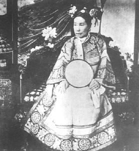 7 phụ nữ có “ảnh hưởng” nhất lịch sử Trung Quốc - Ảnh 2.