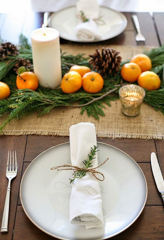 Trang trí bàn ăn thật lung linh và ấm cúng cho đêm Giáng sinh an lành - Ảnh 6.