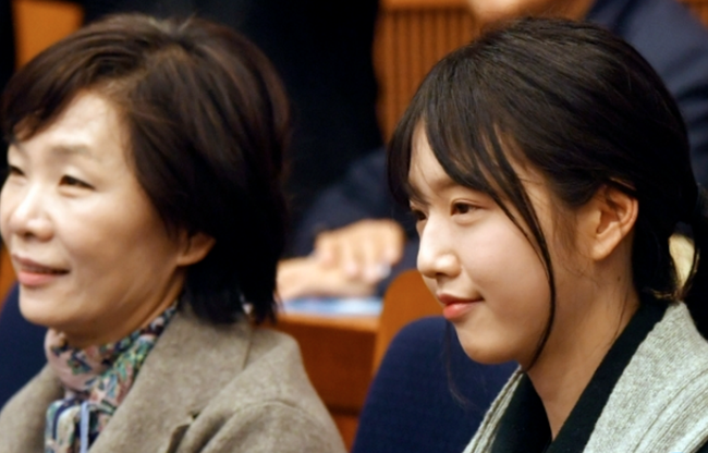 Bố tham gia tranh cử Tổng thống Hàn Quốc, nhưng dư luận lại chỉ tập trung vào cô con gái xinh đẹp - Ảnh 7.