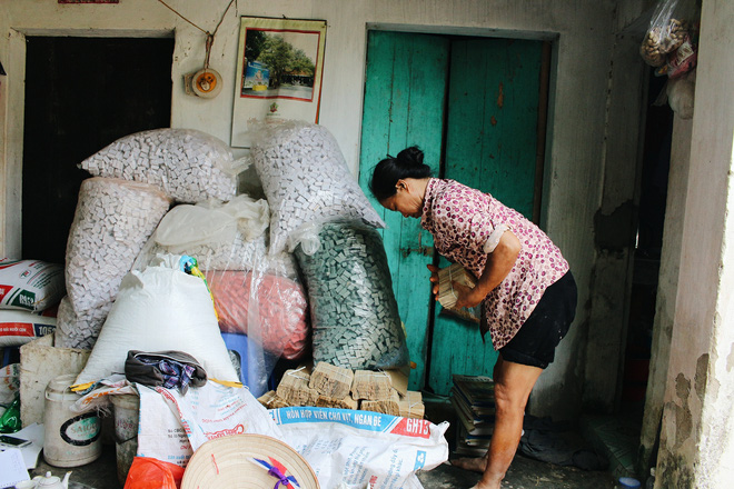 Bi kịch cựu SV Hà Nội có 3 tấm bằng quốc tế vướng vào tội Giết người: Nỗi đau cùng cực của người mẹ nghèo - Ảnh 7.