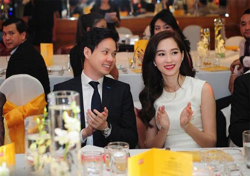 Cuộc tình không phô trương nhưng đầy ngọt ngào của Hoa hậu Đặng Thu Thảo và bạn trai doanh nhân - Ảnh 4.