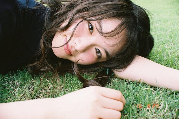  Từ công nhân, cô gái trẻ trở thành diễn viên triển vọng của Nhật Bản vì quá đẹp - Ảnh 7.