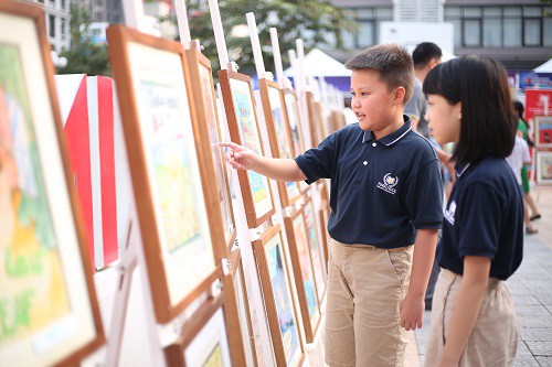 Vinschool Book Fair 2017 đón nhà văn dành cho tuổi teen nổi tiếng thế giới - Ảnh 7.