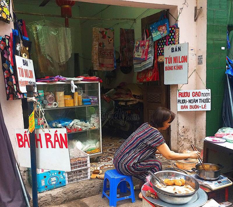 Mách bạn 4 hàng bánh rán chỉ từ 1k mà chủ hàng lúc nào cũng niềm nở ...