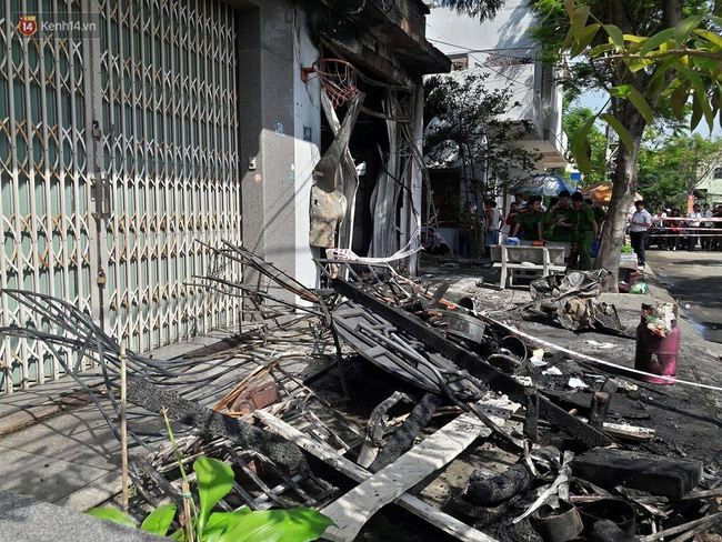 Chùm ảnh: Hiện trường vụ cháy khiến 3 người chết thảm ở Đà Nẵng - Ảnh 10.