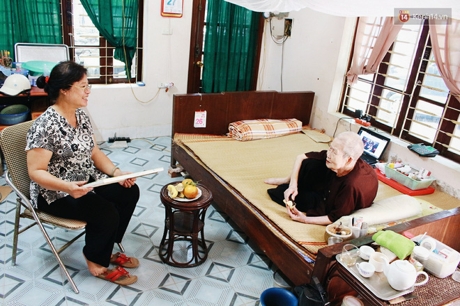 Gặp cụ bà 97 tuổi được phong sành sỏi Internet nhất Việt Nam: Tôi bị ung thư 3 năm nay, nhưng còn sức thì còn học! - Ảnh 10.