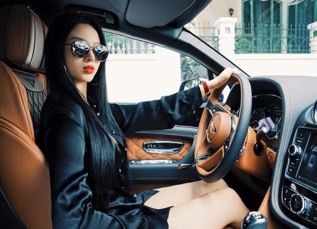 Sau thời vàng son đình đám, những hot girl đời đầu và đời sau đều đã yên phận làm “hot mom” - Ảnh 10. Sau thời vàng son đình đám, những hot girl đời đầu và đời sau đều đã yên phận làm “hot mom” - Ảnh 10.