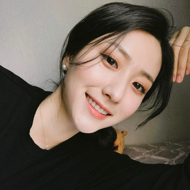 Phủ phấn như nào mới tạo được lớp nền mỏng mịn? - Ảnh 2. Phủ phấn như nào mới tạo được lớp nền mỏng mịn? - Ảnh 2.
