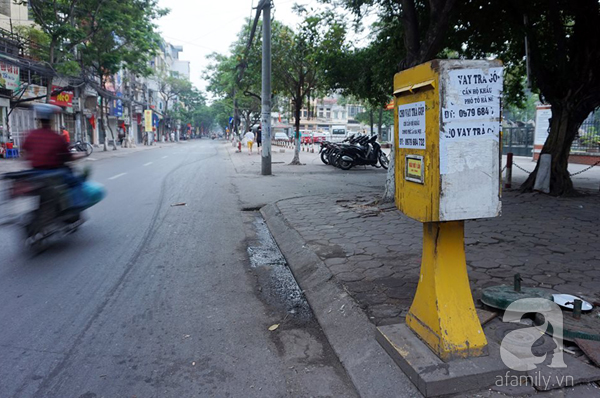 Trước ngày xử quảng cáo rao vặt, khắp Hà Nội vẫn nhếch nhác vì tín dụng đen - Ảnh 3.