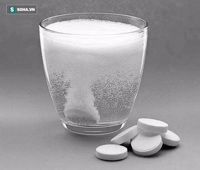 Trưởng khoa Cấp cứu BV Nhiệt đới: Hết 36.000 đồng hay mất vài trăm triệu - bạn chọn đi! - Ảnh 3. Trưởng khoa Cấp cứu BV Nhiệt đới: Hết 36.000 đồng hay mất vài trăm triệu - bạn chọn đi! - Ảnh 3.