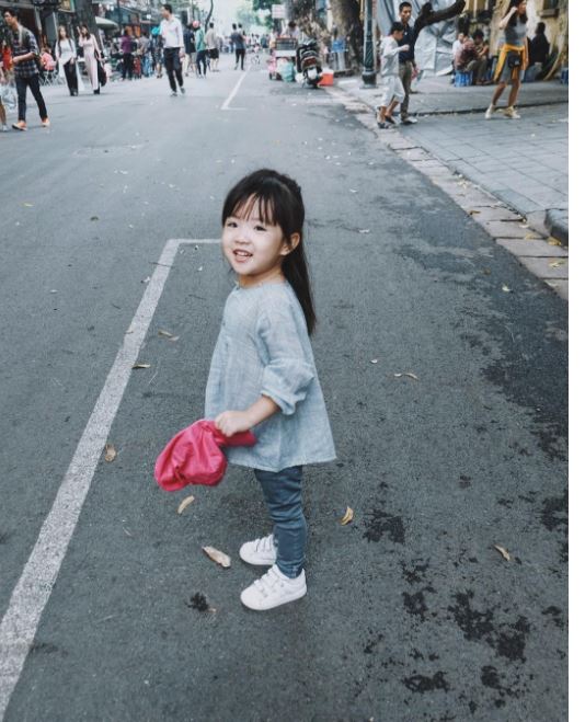 Đâu chỉ mỗi Hàn Quốc, ở Việt Nam có 4 cô nhóc này vừa xinh lại vừa mặc đẹp - Ảnh 35.
