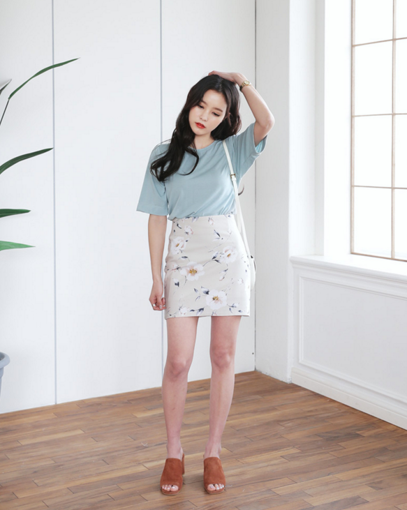 Nằm lòng 4 tips mix đồ với chân váy xòe dài nữ tính  MM Outfit