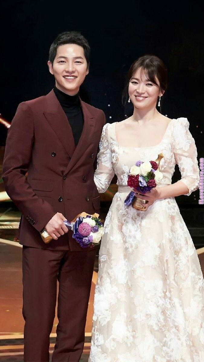 Tuổi Sửu và tuổi Dậu là “trời sinh một cặp” đấy! Song Joong Ki và Song Hye Kyo sẽ có hôn nhân viên mãn? - Ảnh 1.