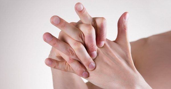 Tình trạng kỳ quặc này có thể khiến ngón tay bạn không hoạt động được - Ảnh 2.