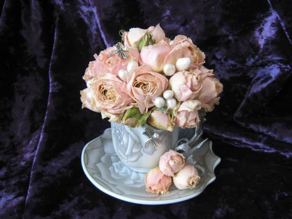 Cắm hoa hồng khô trong tách trà mới lạ độc đáo  - Ảnh 6.