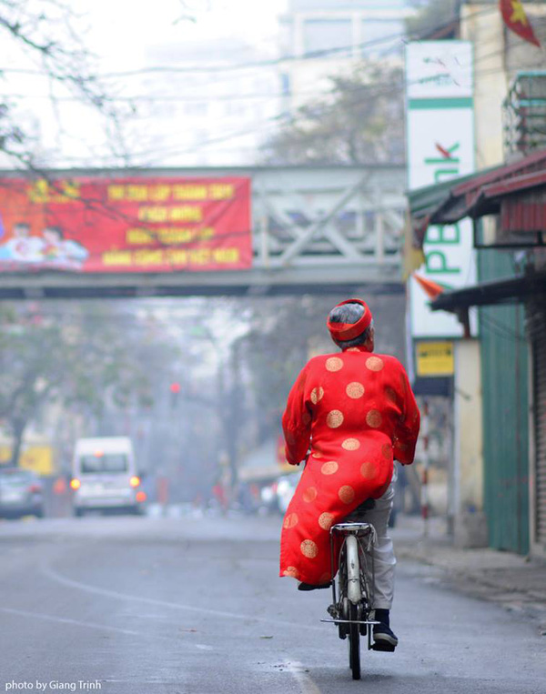 Cả năm chỉ mong đến ngày Tết, để được ngắm nhìn Hà Nội thanh bình vắng vẻ thế này - Ảnh 5.