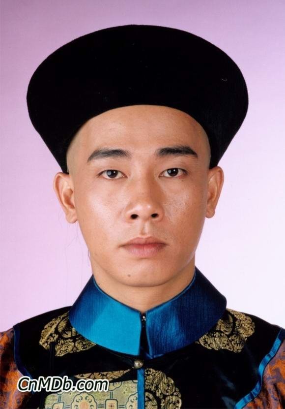 “Vi Tiểu Bảo của Kim Dung dù trên phim đào hoa thế nào nhưng ở ngoài đời chỉ chung tình duy nhất một người - Ảnh 4. “Vi Tiểu Bảo của Kim Dung dù trên phim đào hoa thế nào nhưng ở ngoài đời chỉ chung tình duy nhất một người - Ảnh 4.