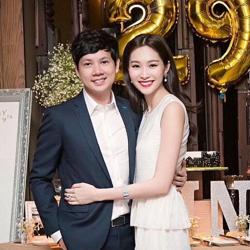 Lộ clip Hoa hậu Thu Thảo òa khóc và hôn bạn trai trong tiệc sinh nhật - Ảnh 3.