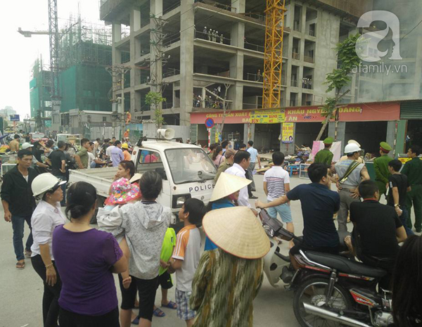 Hà Nội: Cháy lán trại công nhân tại chung cư, nhiều cư dân sống cạnh hốt hoảng - Ảnh 3.