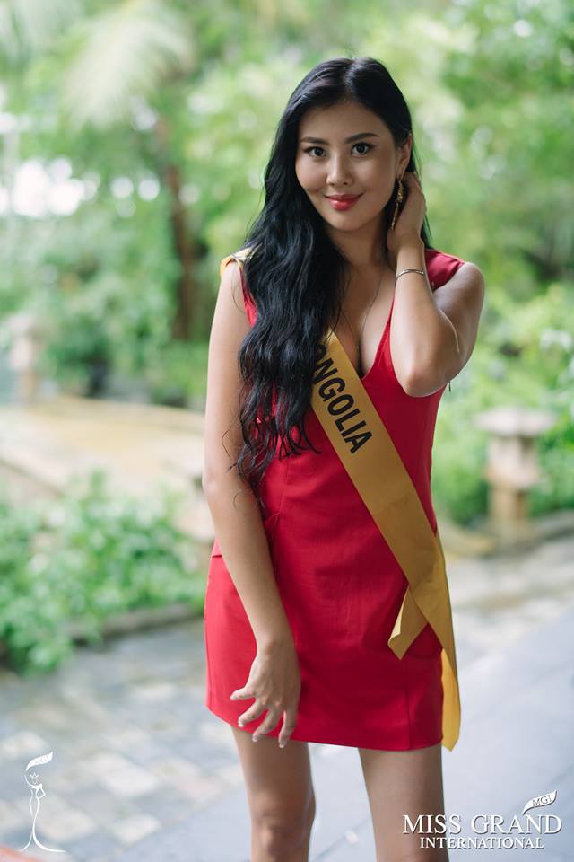 Khó tả trước nhan sắc phiên bản lỗi của Lan Khuê tại Miss Grand International - Ảnh 15.