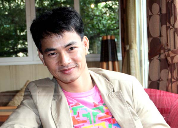 Gi&agrave;u v&igrave; bạn, sang v&igrave; vợ - Ảnh 3.