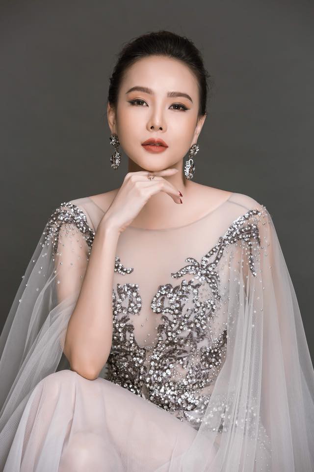 Dương Yến Ngọc thi Hoa hậu Quý bà Hòa bình thế giới 2017 ở tuổi 38 - Ảnh 2.