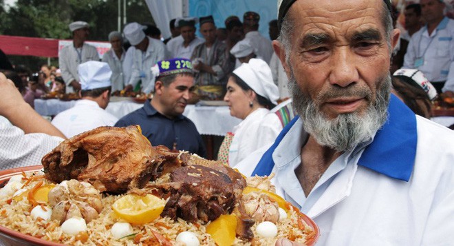 Độc đáo ẩm thực Plov ở Uzbekistan: món cơm ban đầu chỉ giới quý tộc mới được ăn - Ảnh 5.