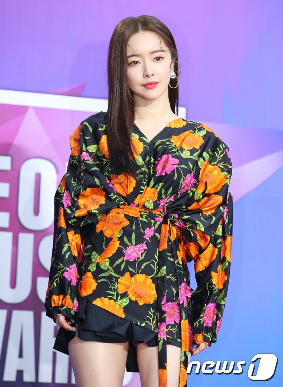 Thảm đỏ Seoul Music Awards: Kim So Hyun đẹp đến mức khó tin, Joy quá sexy bên dàn trai xinh gái đẹp quyền lực Kbiz - Ảnh 49.