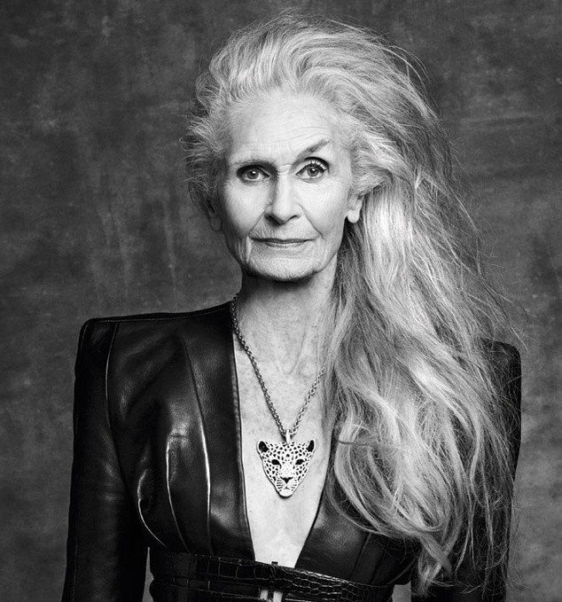 Siêu mẫu lớn tuổi nhất thế giới Daphne Self: 89 tuổi vẫn tự tin trở thành gương mặt quảng bá cho hãng mỹ phẩm - Ảnh 6.