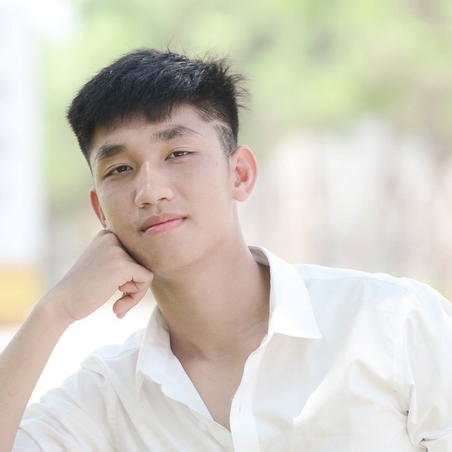 Đếm không hết hotboy của U23 Việt Nam, đây là Nguyễn Trọng Đại - chàng cầu thủ cao 1m84! - Ảnh 4.