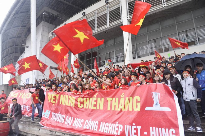 Khắp thế giới, CĐV Việt Nam gửi gắm hết trái tim cho đội tuyển U23 Việt Nam và một lòng tin tưởng vào chiến thắng - Ảnh 6.