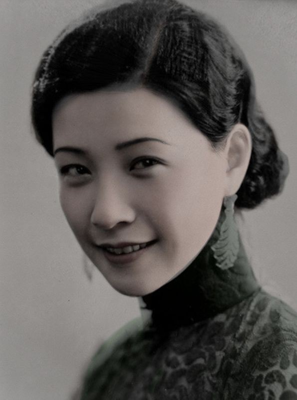 Nguyễn Linh Ngọc - Từ huyền thoại điện ảnh một thời đến cái chết bất ngờ ở tuổi 25 làm rúng động làng giải trí - Ảnh 3. Nguyễn Linh Ngọc - Từ huyền thoại điện ảnh một thời đến cái chết bất ngờ ở tuổi 25 làm rúng động làng giải trí - Ảnh 3.