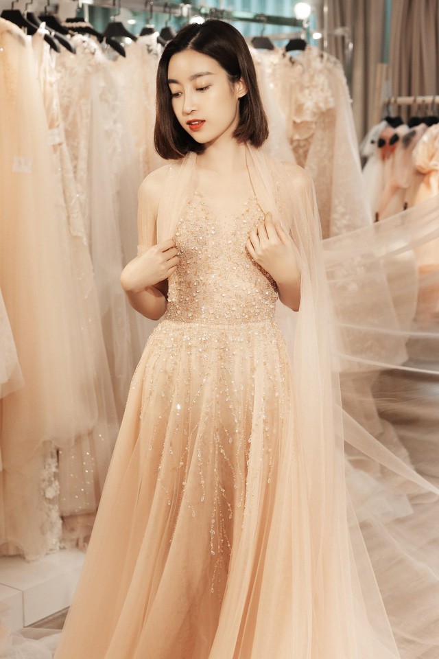 Đỗ Mỹ Linh góp mặt trong “Jardin de Calla” - sàn diễn váy cưới được mong chờ nhất 2018 với vai trò vedette - Ảnh 2.