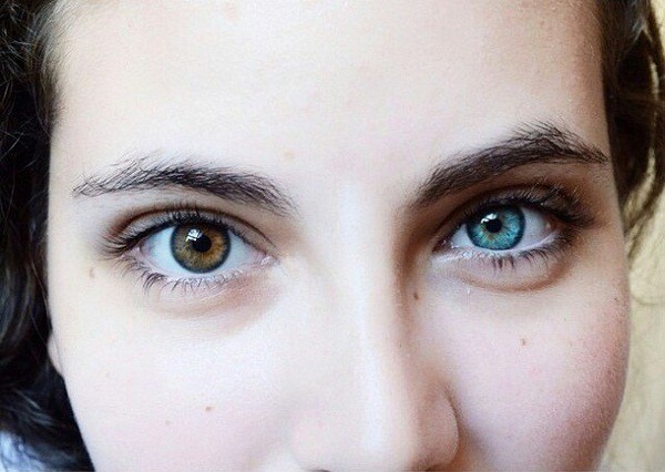 Chùm ảnh: Những đôi mắt xanh trong như ngọc bích đẹp nhất thế giới khiến bạn như bị thôi miên, đắm chìm trong đó - Ảnh 7.