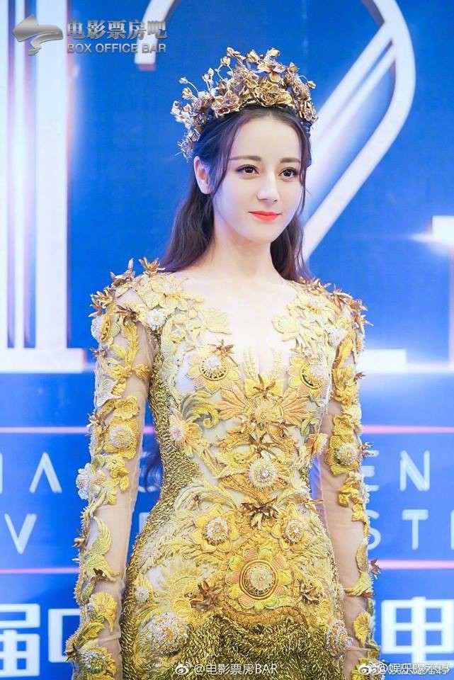 Fan vỡ òa: Sau bao ngày năn nỉ, cuối cùng đã có người chịu chúc mừng Địch Lệ Nhiệt Ba nhận giải Kim Ưng! - Ảnh 1.