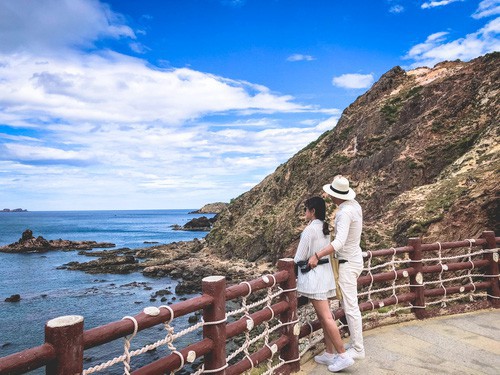 Những chuyến du lịch ngập tràn cảm hứng lên đường: Còn trẻ, cứ đi và cứ yêu - Ảnh 10. Những chuyến du lịch ngập tràn cảm hứng lên đường: Còn trẻ, cứ đi và cứ yêu - Ảnh 10.