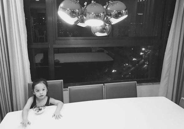 Căn hộ cao cấp nơi Phạm Quỳnh Anh v&agrave; Quang Huy từng sống hạnh ph&uacute;c - Ảnh 6.