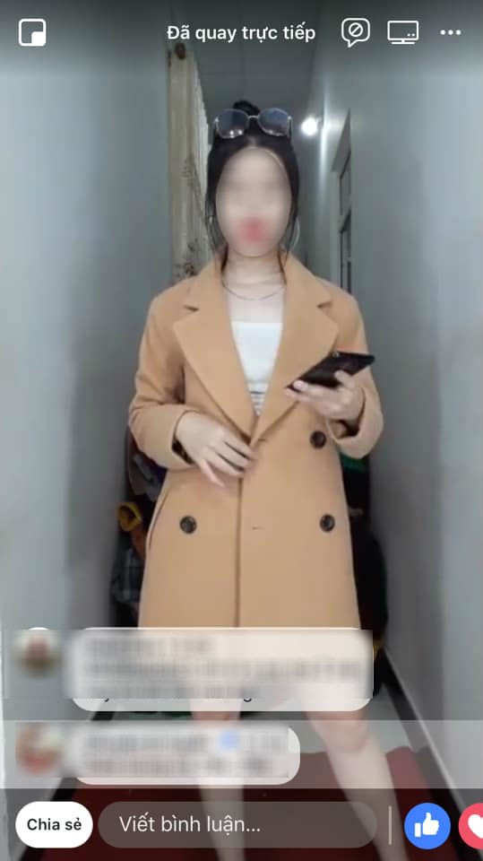 Cám cảnh cô nàng đặt mua áo khoác dạ online giá 200k, nào ngờ nhận về được chiếc giẻ lau đổ lông xù xì - Ảnh 2.
