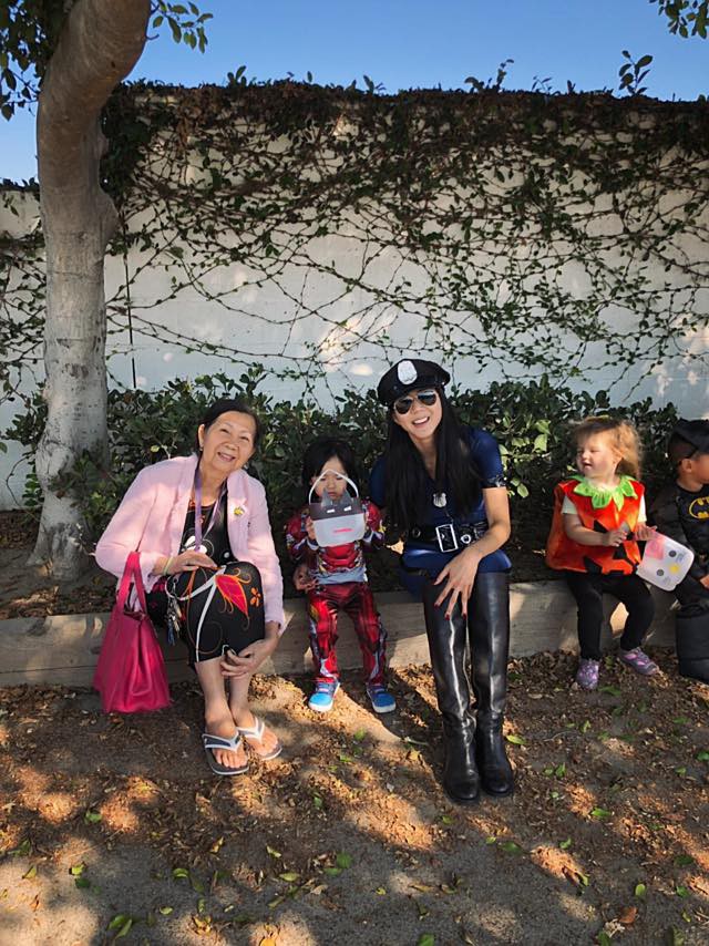 Phớt lờ thông tin ly hôn ông xã Việt kiều, Ngọc Quyên vui vẻ cùng con trai đi chơi Halloween - Ảnh 4.