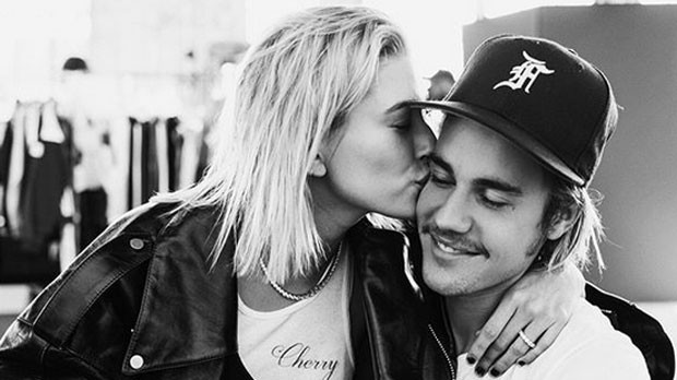 Lý do thực sự khiến cặp đôi đình đám Justin Bieber và Hailey Baldwin vội vã kết hôn - Ảnh 1. Lý do thực sự khiến cặp đôi đình đám Justin Bieber và Hailey Baldwin vội vã kết hôn - Ảnh 1.