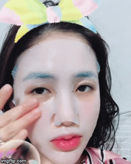Tuần nào cũng đắp mặt nạ mà các nàng không biết đến 6 tips tăng gấp bội hiệu quả này thì phí lắm! - Ảnh 6. Tuần nào cũng đắp mặt nạ mà các nàng không biết đến 6 tips tăng gấp bội hiệu quả này thì phí lắm! - Ảnh 6.
