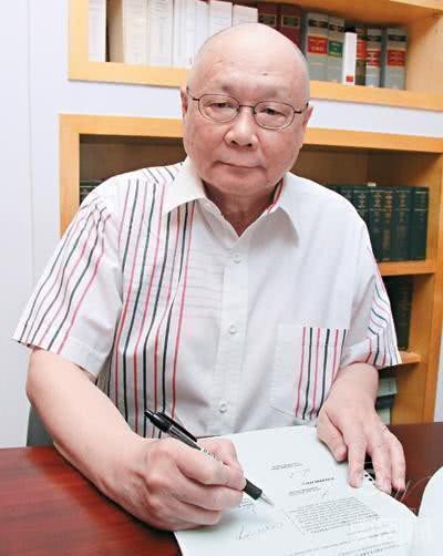 Luật sư 82 tuổi tự nhận là bạn trai cuối cùng của Lam Khiết Anh, tiết lộ đang nắm trong tay lá thư thuyệt mệnh - Ảnh 2.