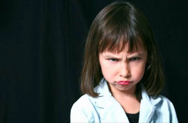 Thói quen tưởng vô hại của cha mẹ nhưng lại biến con trở thành đứa trẻ hư - Ảnh 2. Thói quen tưởng vô hại của cha mẹ nhưng lại biến con trở thành đứa trẻ hư - Ảnh 2.