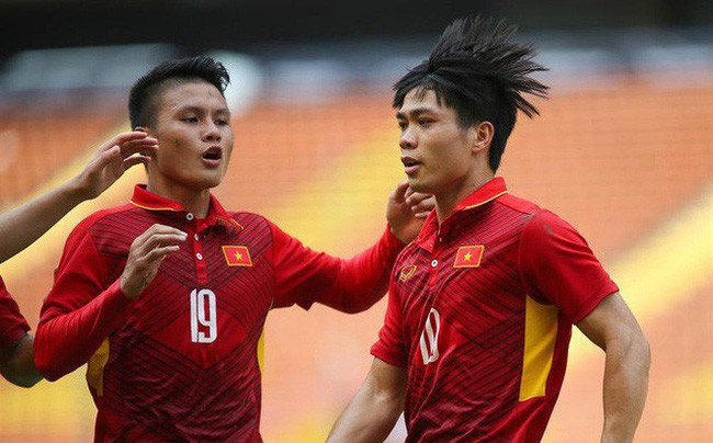 AFF CUP: Việt Nam 2 - 0 Malaysia, người hâm mộ vui sướng cuồng nhiệt - Ảnh 39.