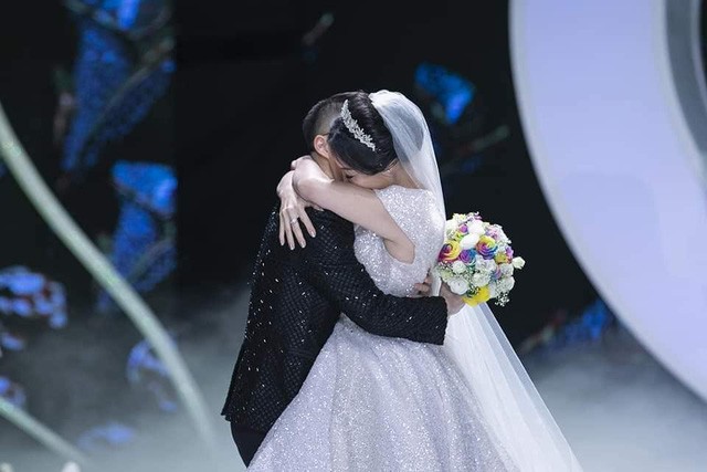 Calla Show 2018 – Nơi viết tiếp trang chuyện tình ngọt như mơ của cặp đôi Irene Hoàng – Adonis Nguyễn - Ảnh 6.