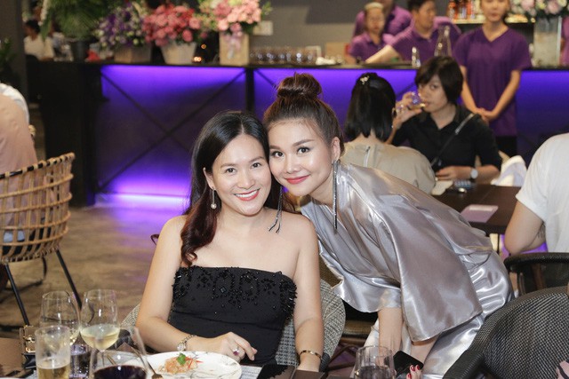 Có một nhà hàng Thái ngon khó cưỡng mà cứ đến ăn là “đụng” mặt sao Việt - Ảnh 6. Có một nhà hàng Thái ngon khó cưỡng mà cứ đến ăn là “đụng” mặt sao Việt - Ảnh 6.