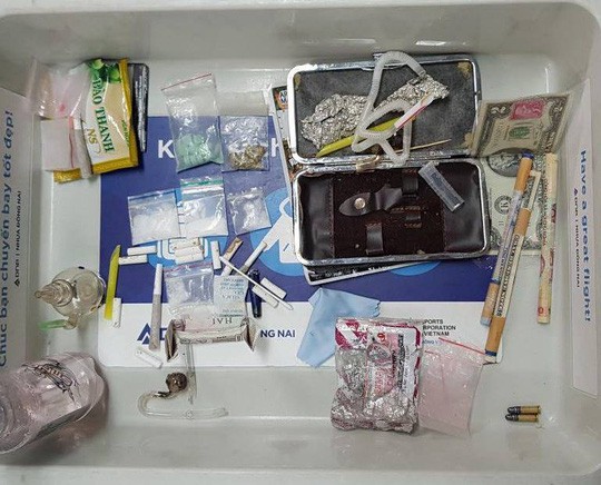 Phát hiện hàng loạt vụ vận chuyển ma túy ở sân bay Cam Ranh - Ảnh 1.
