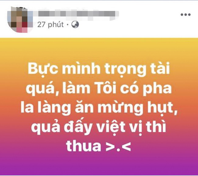 Căng cờ việt vị không công nhận bàn thắng của Việt Nam, trọng tài người Thái Lan bị cộng đồng mạng tố thiên vị - Ảnh 4. Căng cờ việt vị không công nhận bàn thắng của Việt Nam, trọng tài người Thái Lan bị cộng đồng mạng tố thiên vị - Ảnh 4.